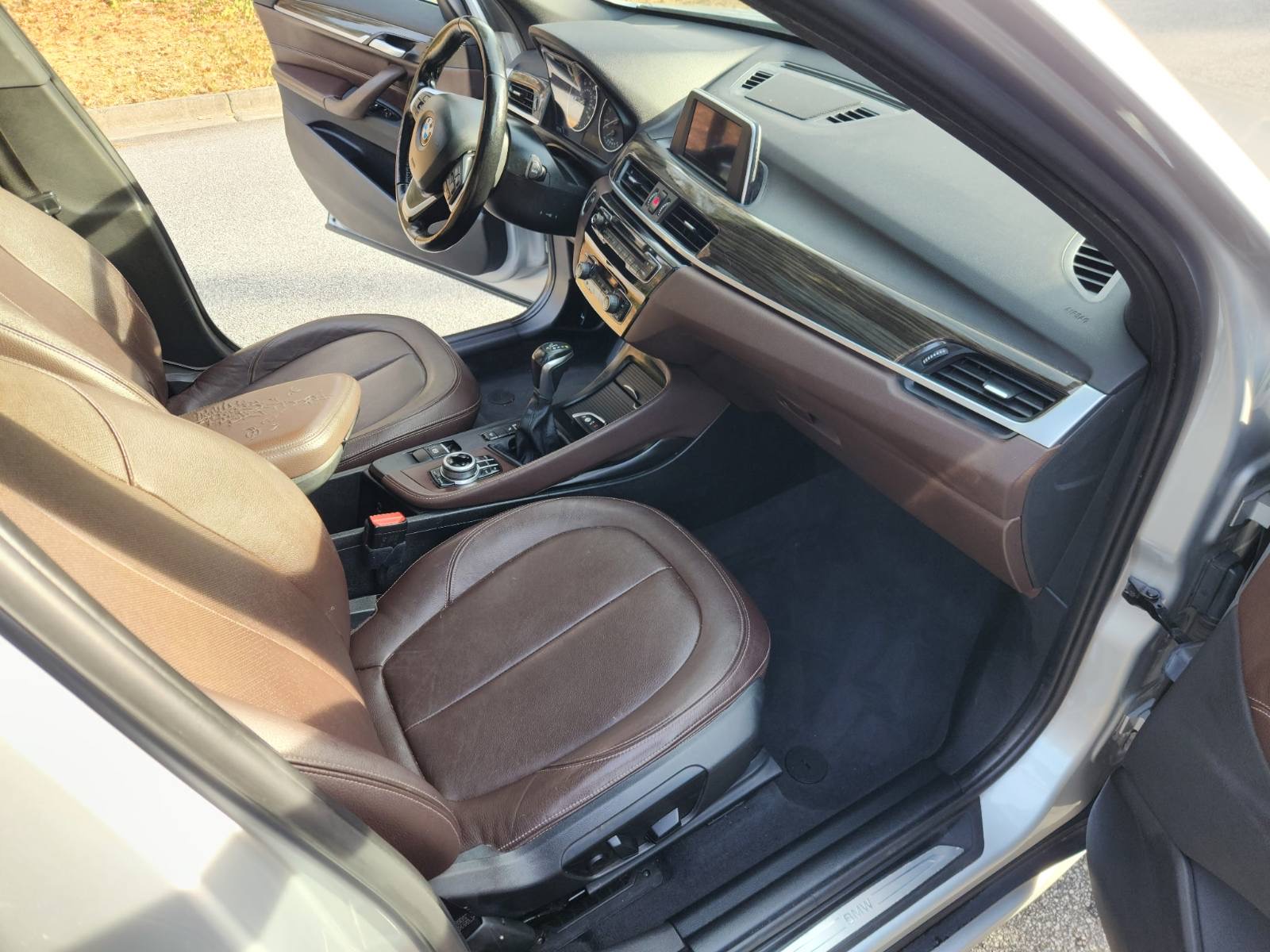 2017 BMW X1 28i - Photo 7